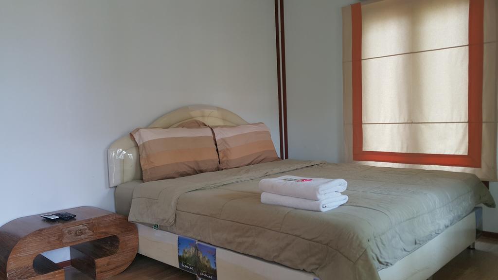 Oyo 75402 Villa Rayonghouse Ban Nong Sai Yong Εξωτερικό φωτογραφία