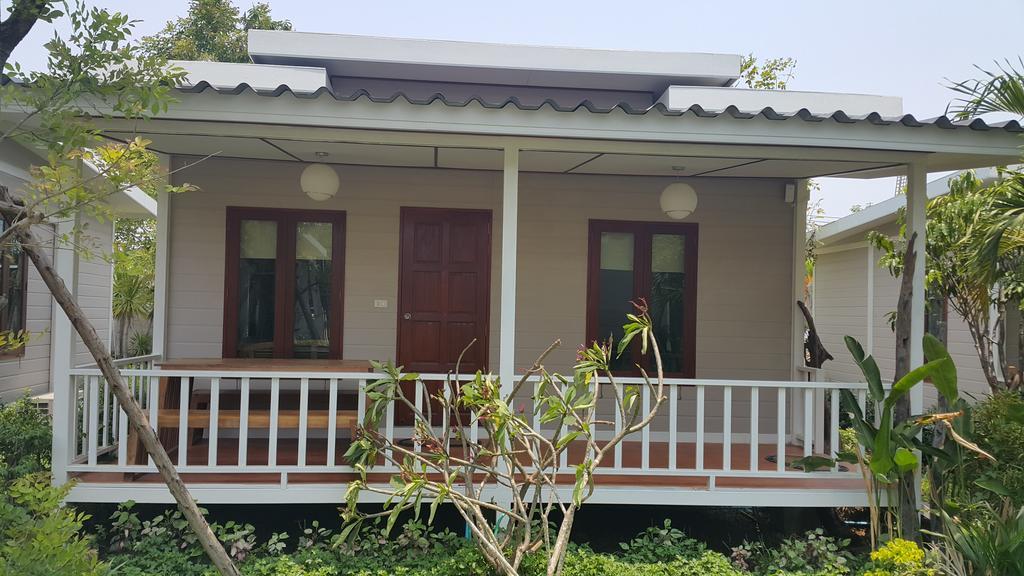 Oyo 75402 Villa Rayonghouse Ban Nong Sai Yong Εξωτερικό φωτογραφία